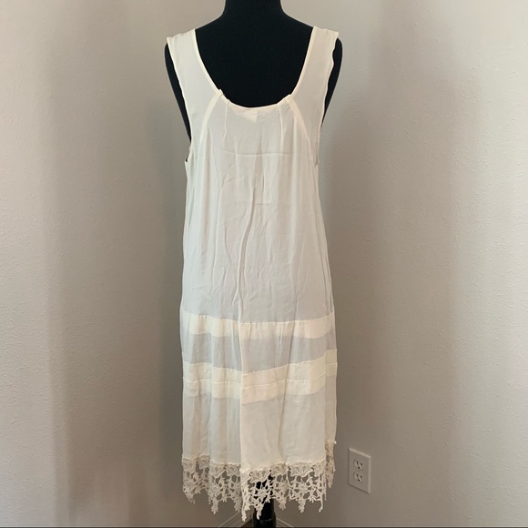 Vintage Lace Rayon Dress - Picture 6 of 8